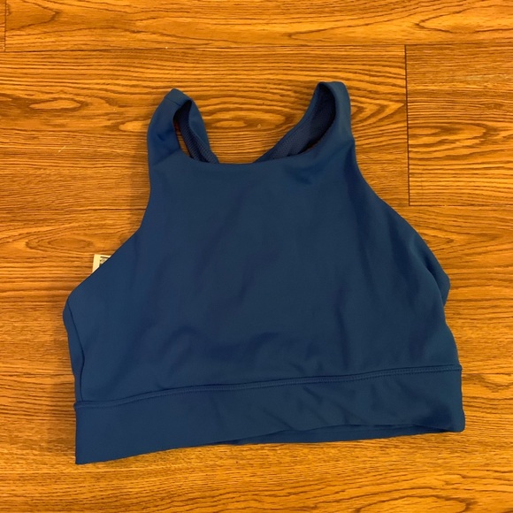 Athleta Tops - Athleta sports bra top size medium